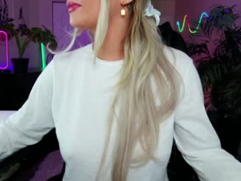 oliviaowens webcam model stream image