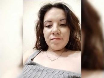 MilfDana webcam model stream image