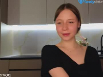delorathecookie webcam model stream image