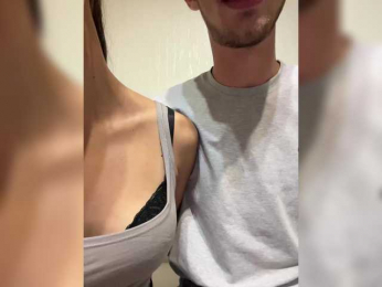 -Kiss-me-a webcam model stream image