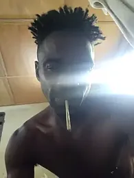 Chocolaterainbowboys webcam model stream image