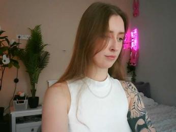 SheTora69 webcam model stream image
