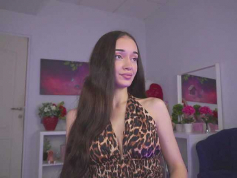 ZyraSatin webcam model stream image