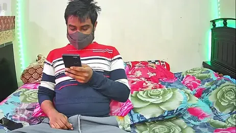 Younger_Couples webcam model stream image