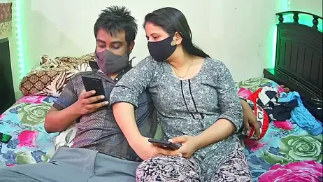 Younger_Couples webcam model stream image