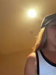 Bigbuttbrooklynn webcam model stream image