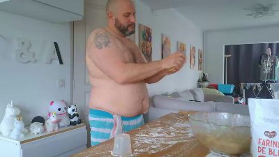 DaddyBearLive webcam model stream image