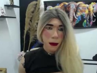 laura-fit webcam camsoda model stream image