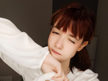 PollyGardener webcam model stream image