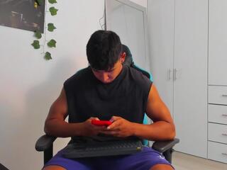 Kevin Bray webcam model stream image