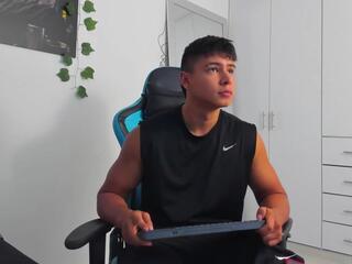 Kevin Bray webcam model stream image