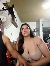 Carandrew webcam model stream image