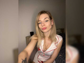 miahollis webcam model stream image