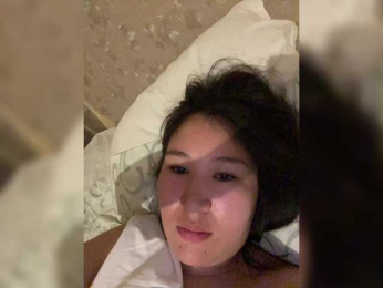 loveesafi webcam model stream image