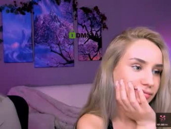 milana_red1 webcam chaturbate model stream image