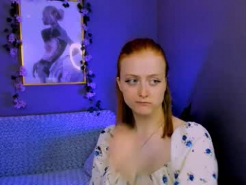 milana_red1 webcam model stream image