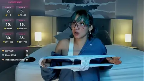 Ramona_Flower webcam model stream image