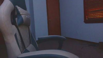 Opondestrea webcam model stream image