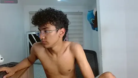 harrytwink18 webcam model stream image