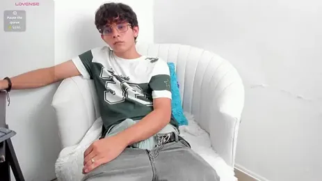 JamesCurls webcam model stream image