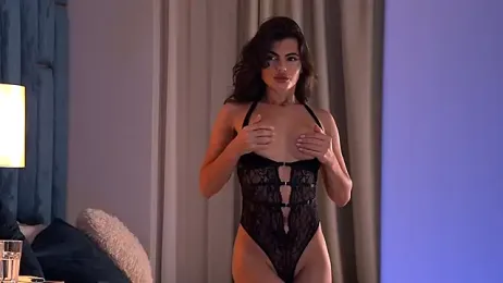 YasminaMoon webcam stripchat model stream image