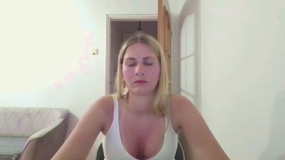 DagmarieHoney webcam model stream image