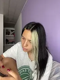 hannahb-e webcam model stream image