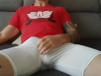 tomhardic webcam model stream image