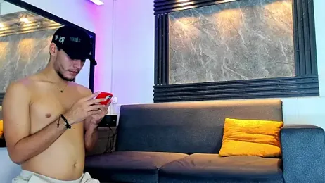 liam_genner_ webcam model stream image