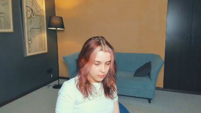 AmieeVarrato webcam cam4 model stream image