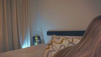 PollyBrow webcam model stream image