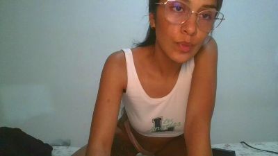 JuanaBrunette7 webcam model stream image