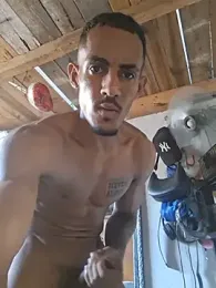 kronosfit webcam stripchat model stream image