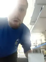 yurii_magic webcam model stream image