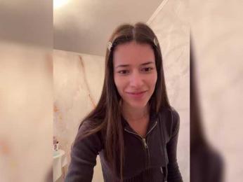 YourBella webcam bongacams model stream image