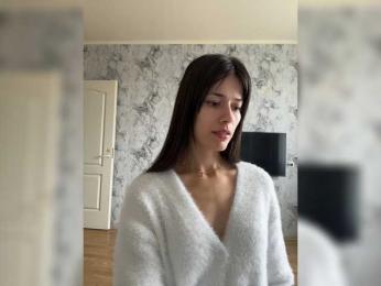 YourBella webcam model stream image