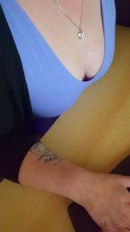 FeuchteMuschi86 webcam cam4 model stream image