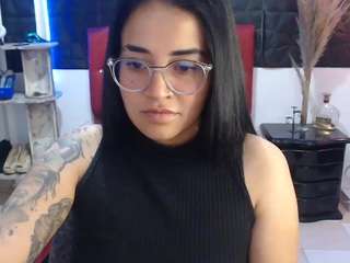 emilybazan webcam model stream image