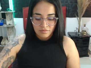 emilybazan webcam model stream image