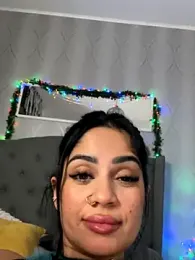 _adelle webcam model stream image