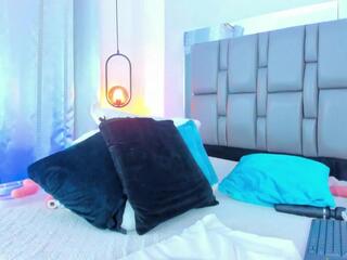 Emily Gill webcam model stream image