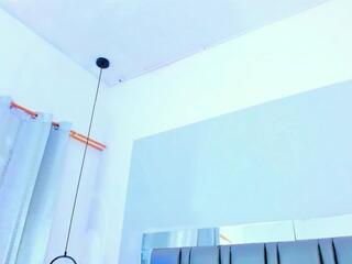 Emily Gill webcam model stream image