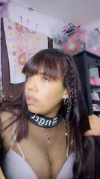 AmaJulia webcam model stream image