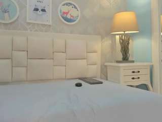 naia-cox webcam model stream image