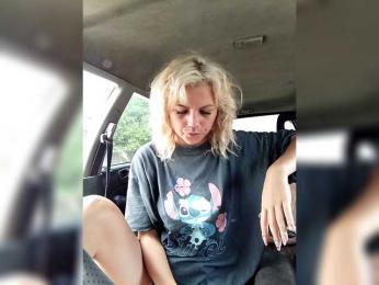 CrazyVika webcam model stream image