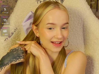 MeowMia webcam model stream image