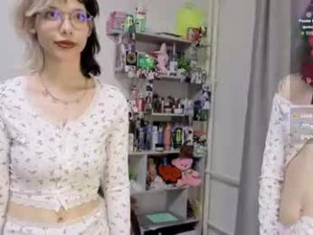unforgettablehelen webcam chaturbate model stream image