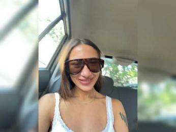 Juna97 webcam bongacams model stream image