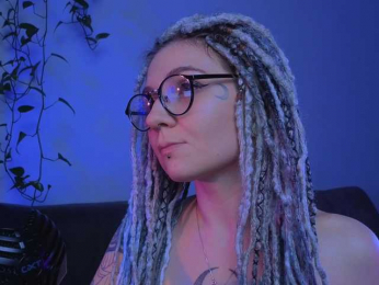 bySOVA webcam model stream image