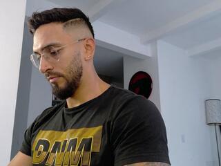 Thony Muscle webcam model stream image